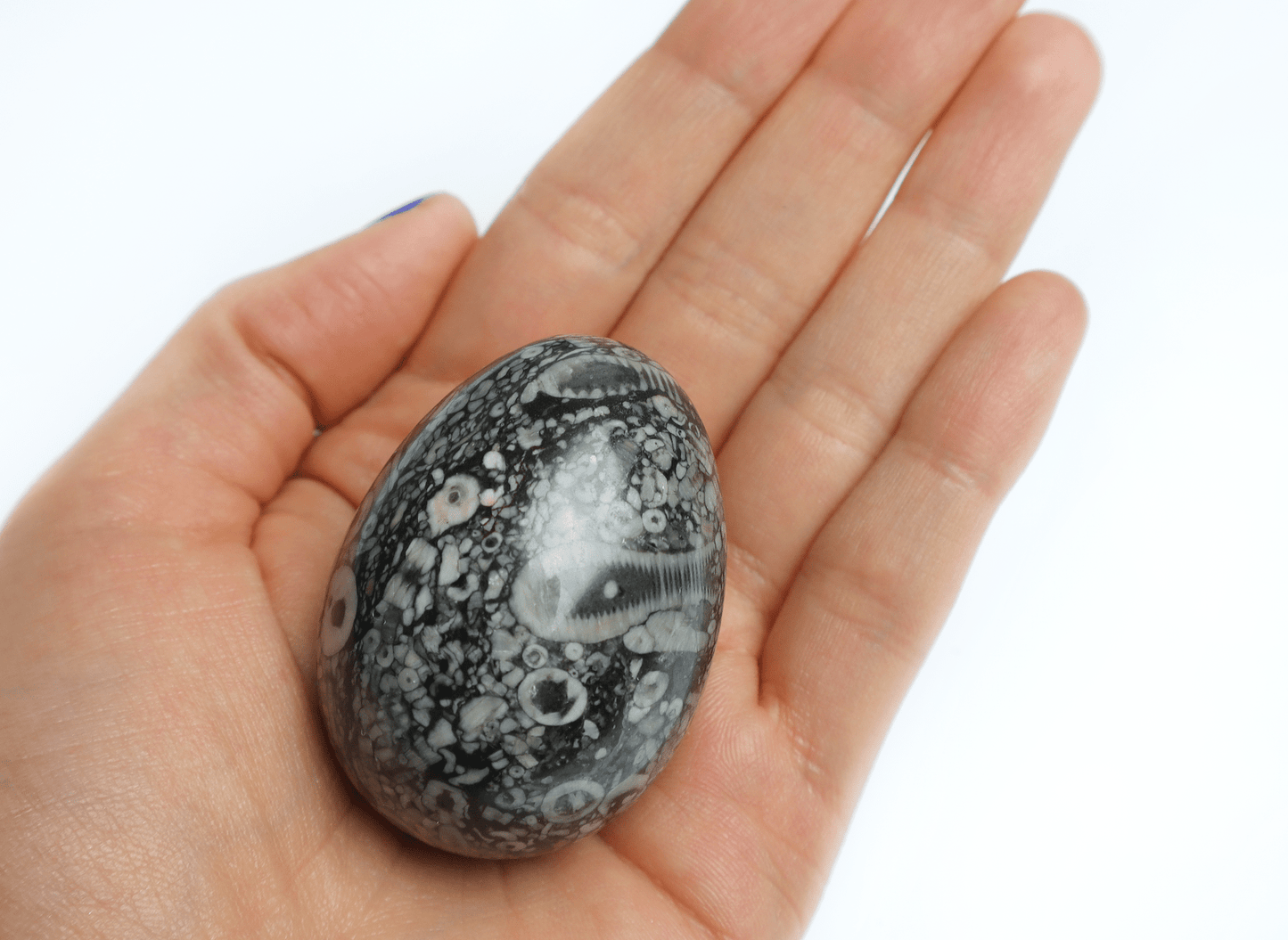 Handsten Obsidian snöflinga