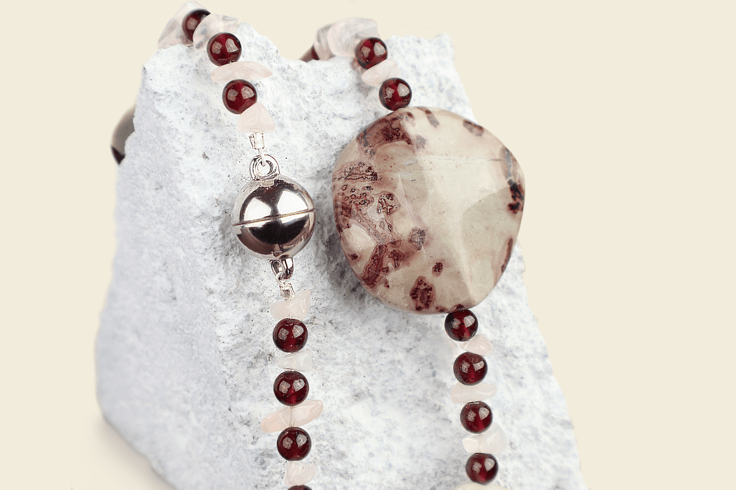 Halsband jaspis, granat & rosenkvarts