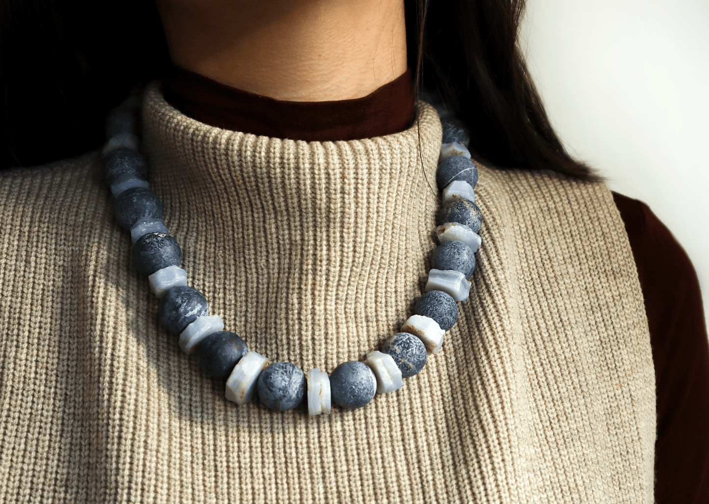 Halsband sodalit & blåband agat