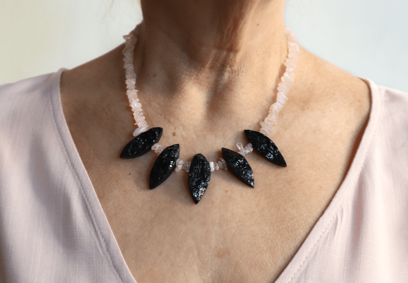 Halsband onyx & rosenkvarts