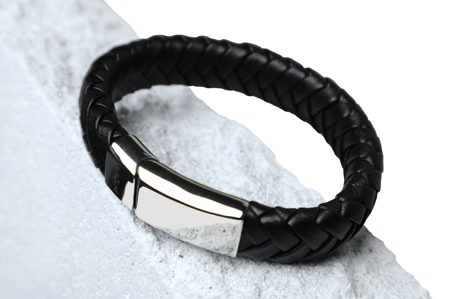 Alexis läderarmband svart