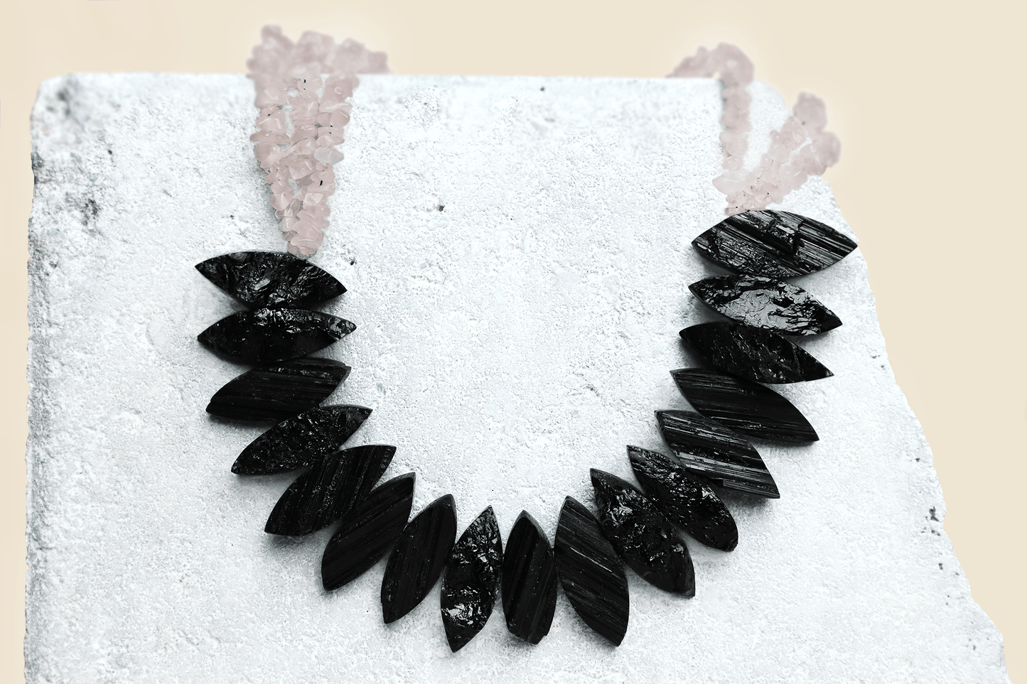 Halsband onyx & rosenkvarts