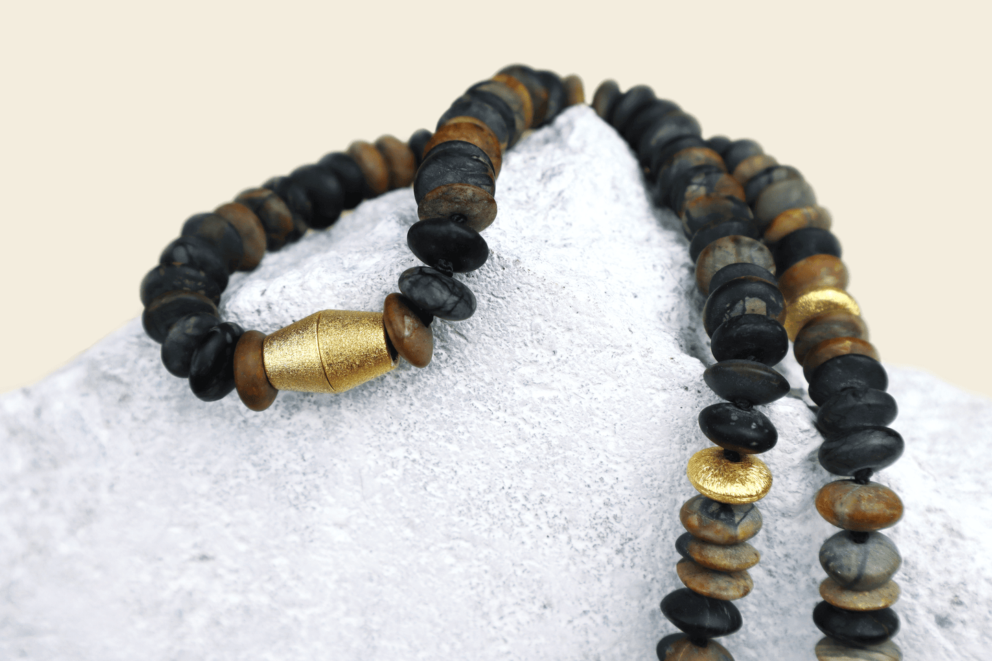 Halsband jaspis