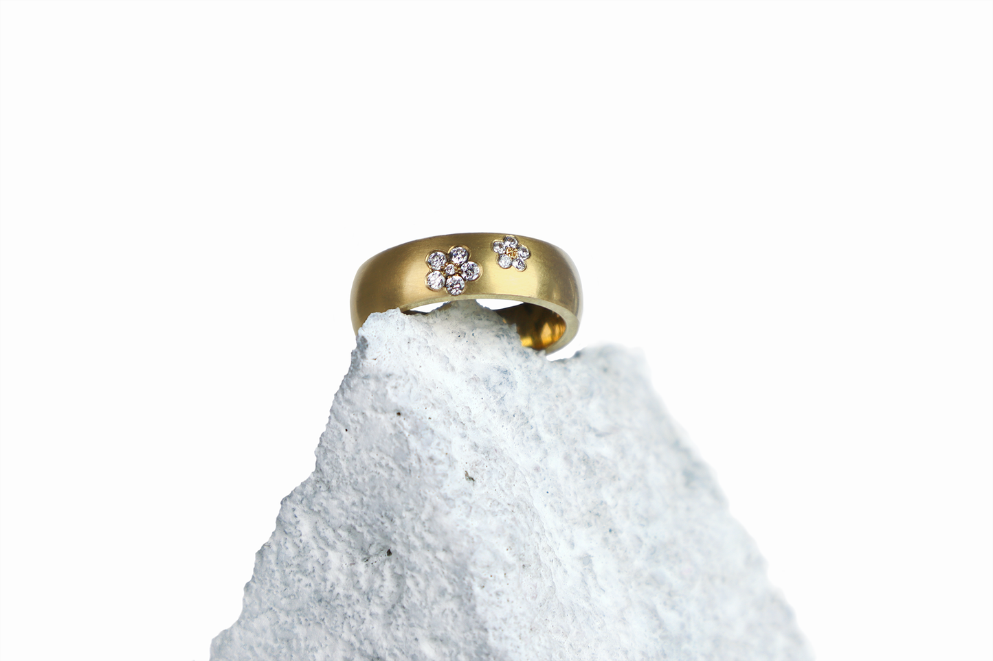 Claudia 0,16 ct gulguld