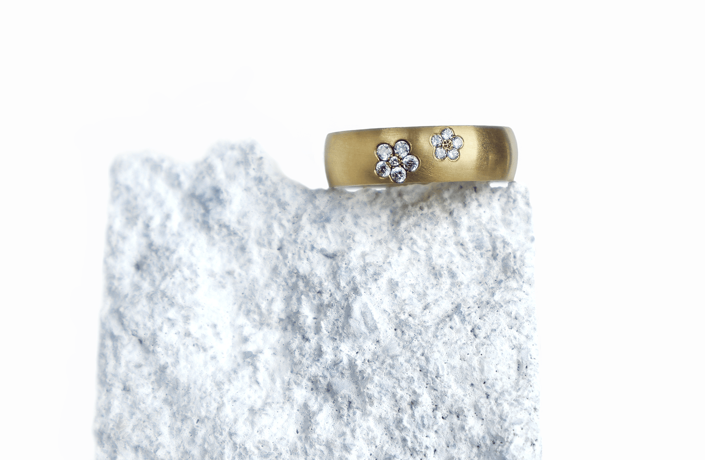 Claudia 0,16 ct gulguld