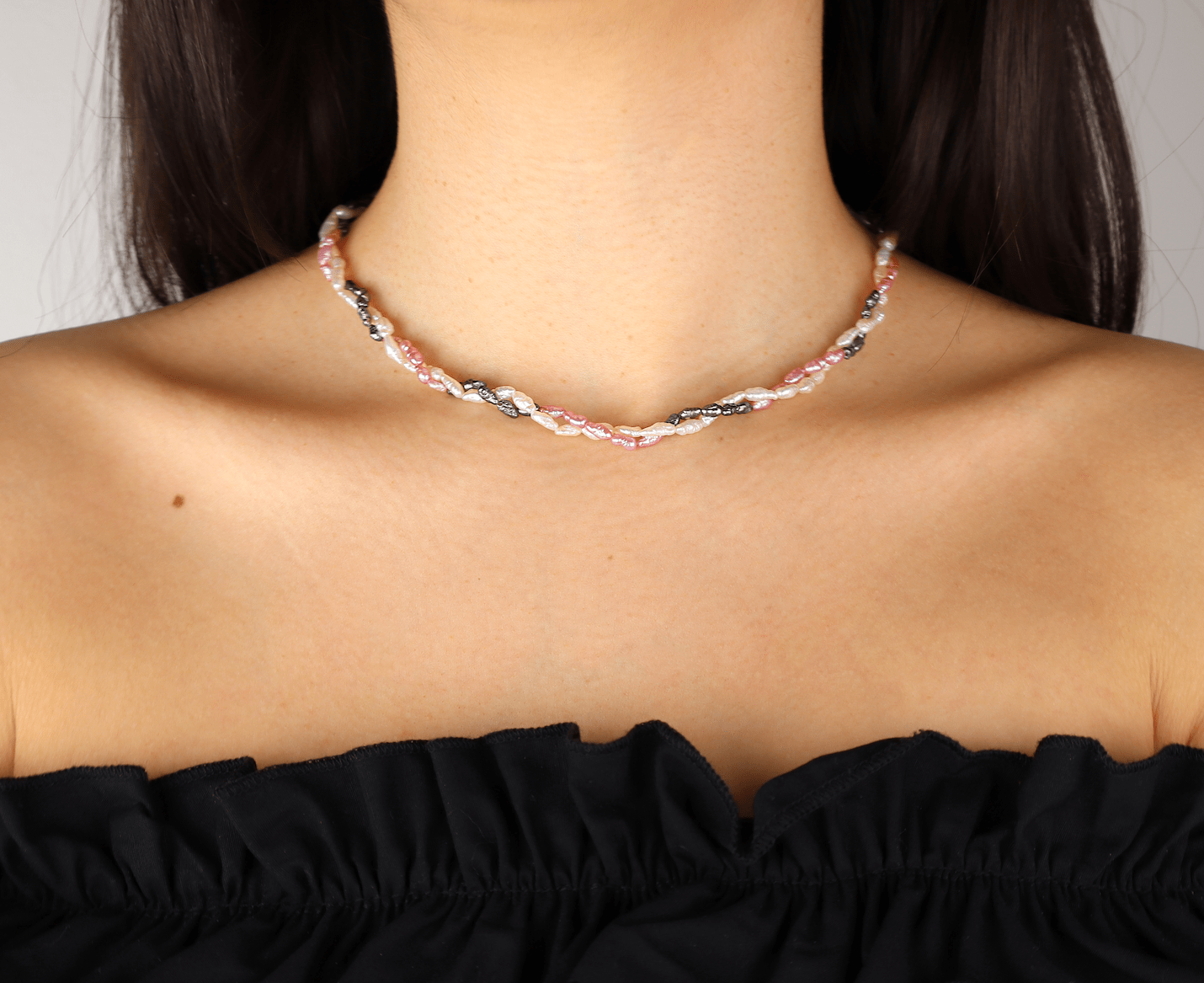 Halsband pärlor