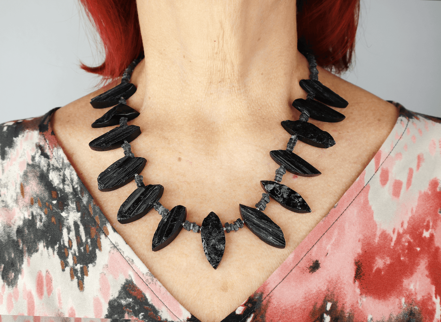 Halsband onyx & iolit